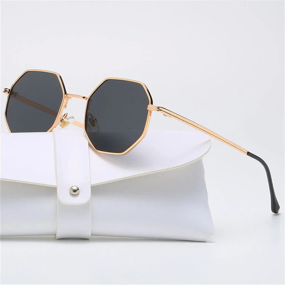 Women's Tatum Classic Sunglasses – Polished Metal UV400 – close-up detail