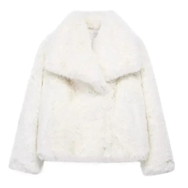 Women's faux fur coat with wide collar in White
