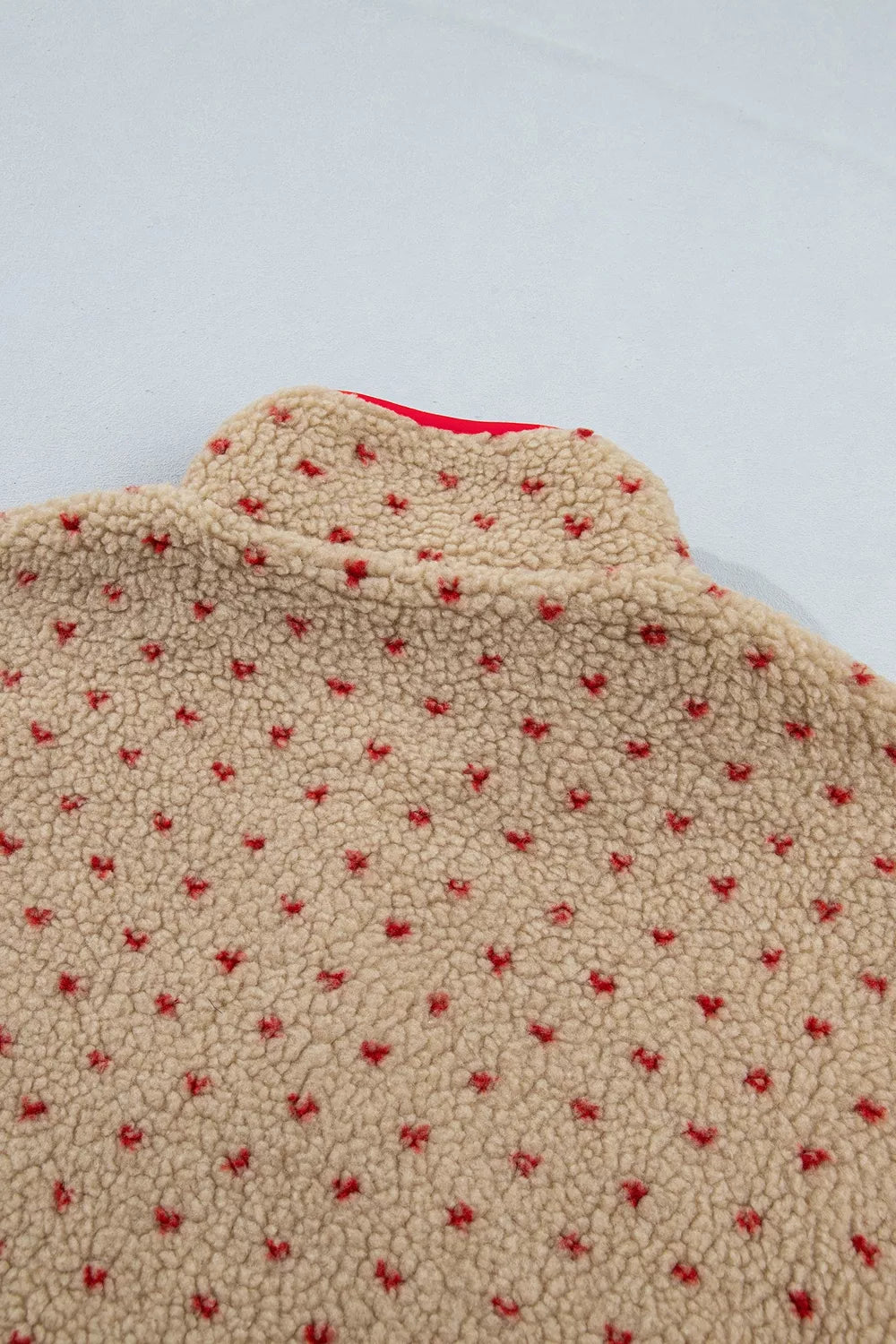 Women's heart print fleece sweatshirt - detail