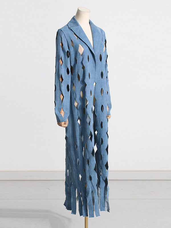 Floor-length denim coat with cut-out diamonds and a fringed hem