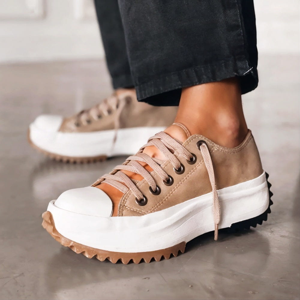 Women's Trainers - Cushioned Everyday Trainers in Black