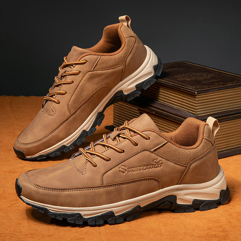 Men's lightweight walking trainers - SAINT DOR - view 4