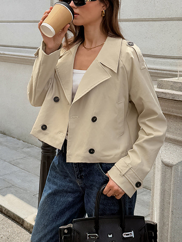 Cropped trench jacket with a wide lapel and two rows of buttons