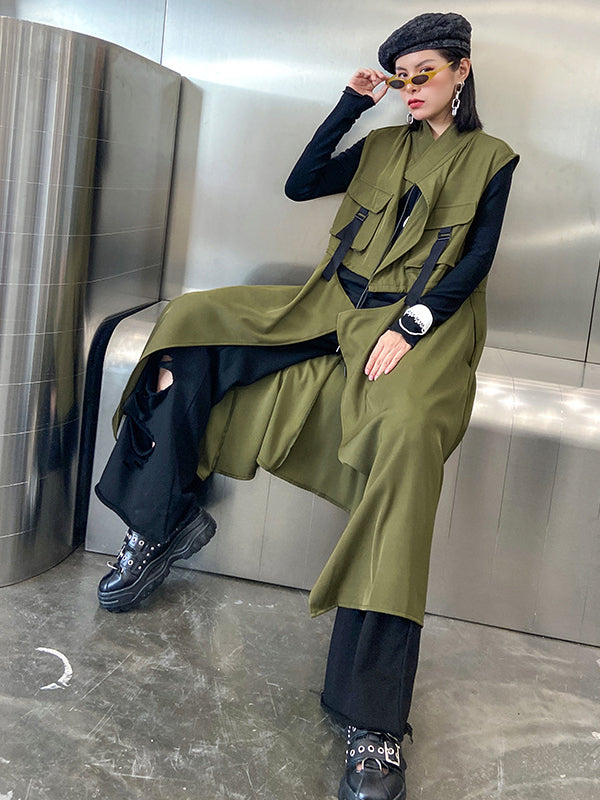Long sleeveless gilet with a drawstring waist and an open front