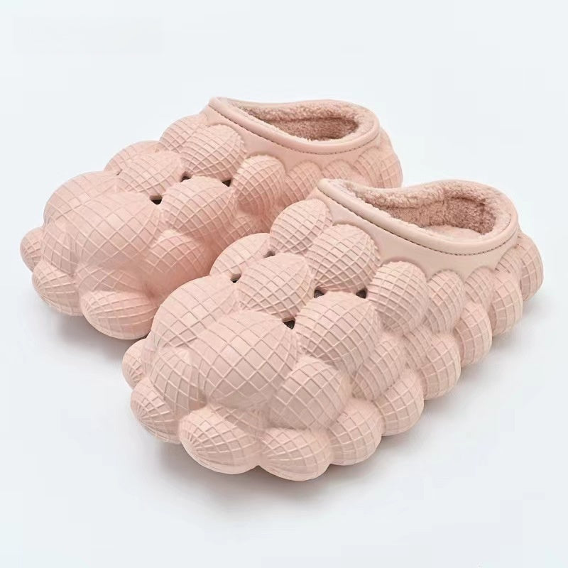 Bubble slides in EVA with round bubbles over the whole upper and a plush lining - pink