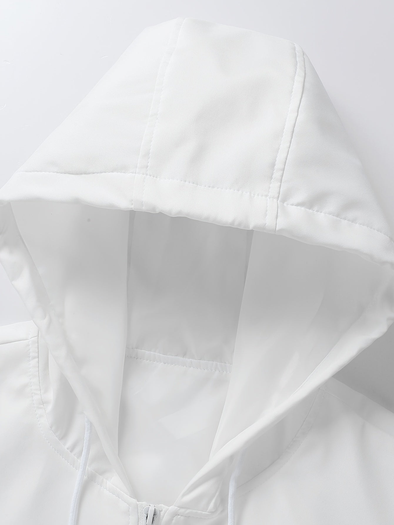 Men's Waterproof Two-Tone Tracksuit - Hooded Sport Set with Zip — close-up