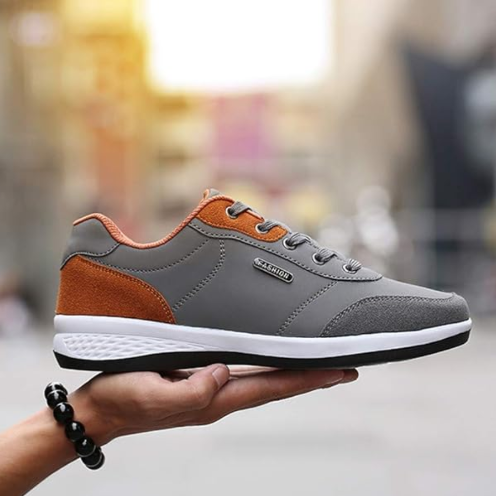 Men's casual lace-up trainers in faux leather with a contrast heel