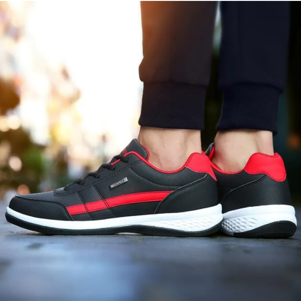 Men's casual lace-up trainers in faux leather with a contrast heel