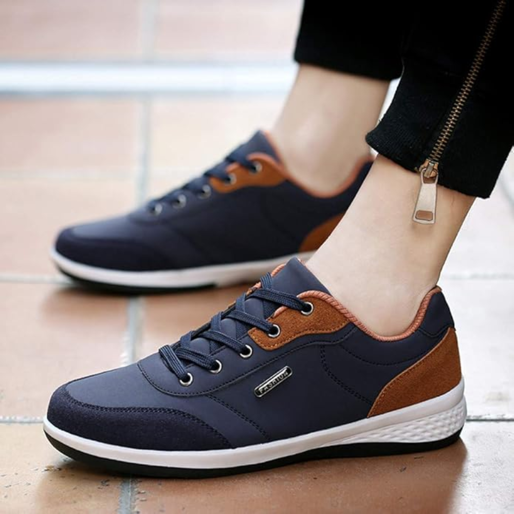 Men's casual lace-up trainers in faux leather with a contrast heel
