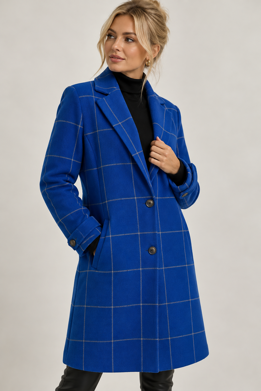 Women's check coat with a notch lapel and flap pockets - cobalt blue