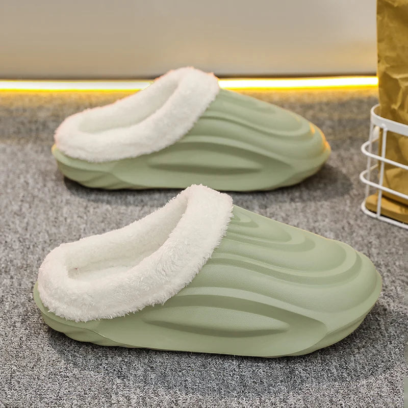 Closed-back slippers with a ridged EVA shell, plush collar and plush lining - sage green