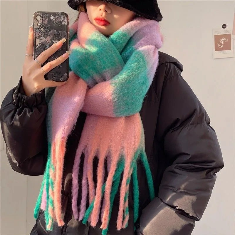 Women's thick fluffy colour block scarf with chunky fringe - pink/green