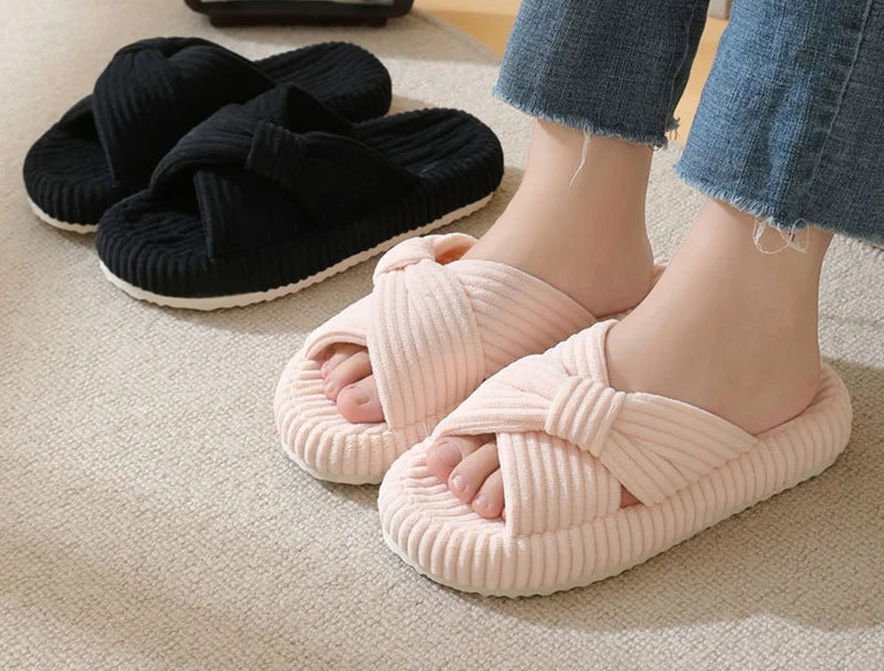 Corduroy mule slippers with crossed straps twisted into a knot - view 2