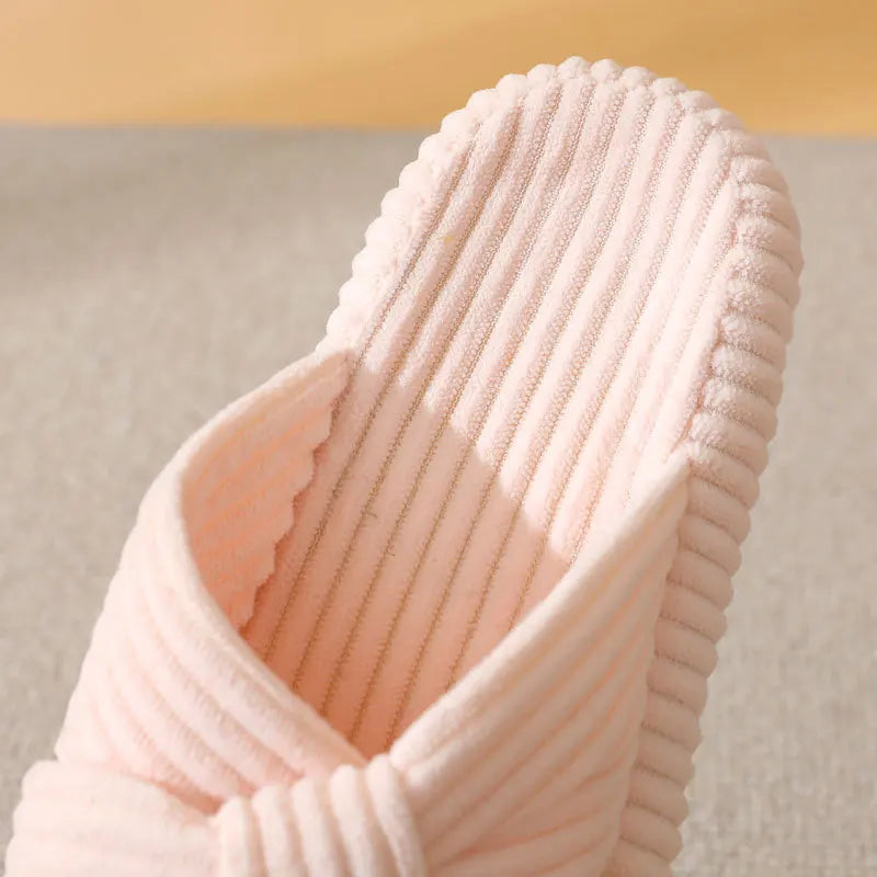 Corduroy mule slippers with crossed straps twisted into a knot - view 3