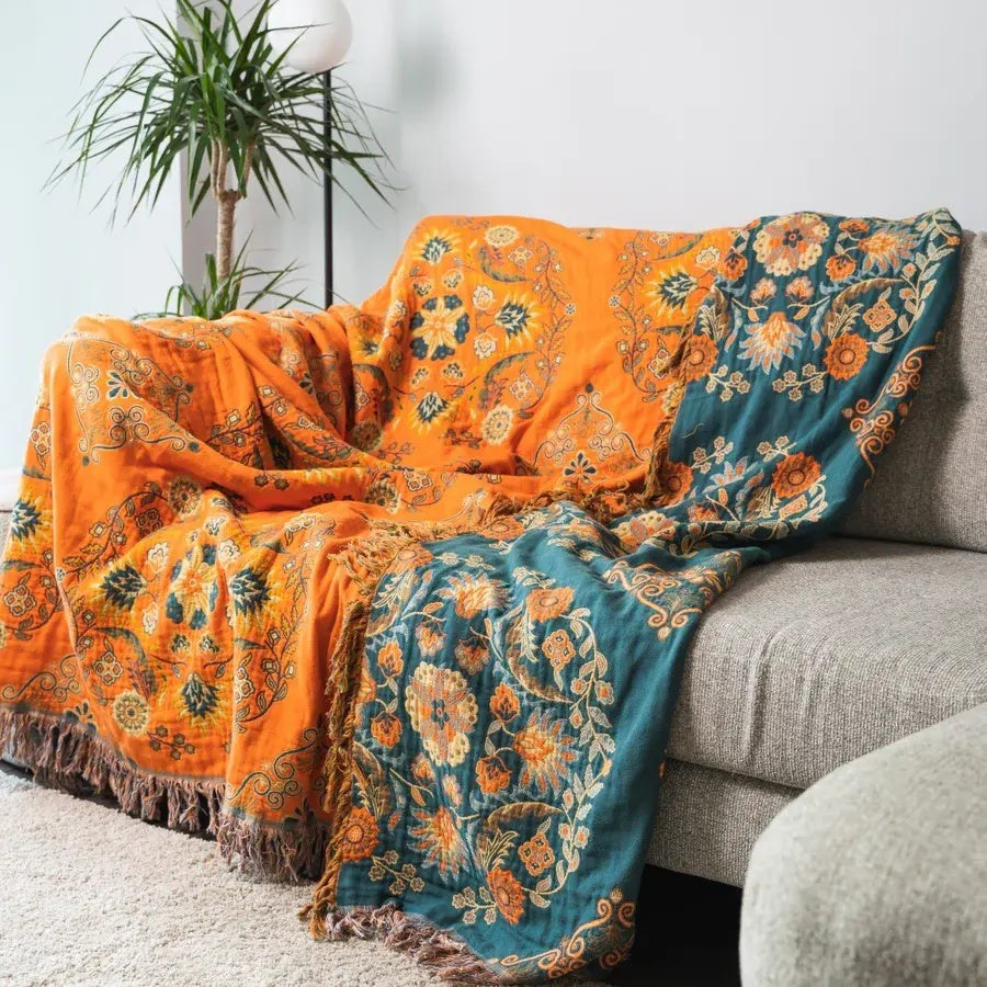 Cotton gauze throw with a floral print and fringe - view 2