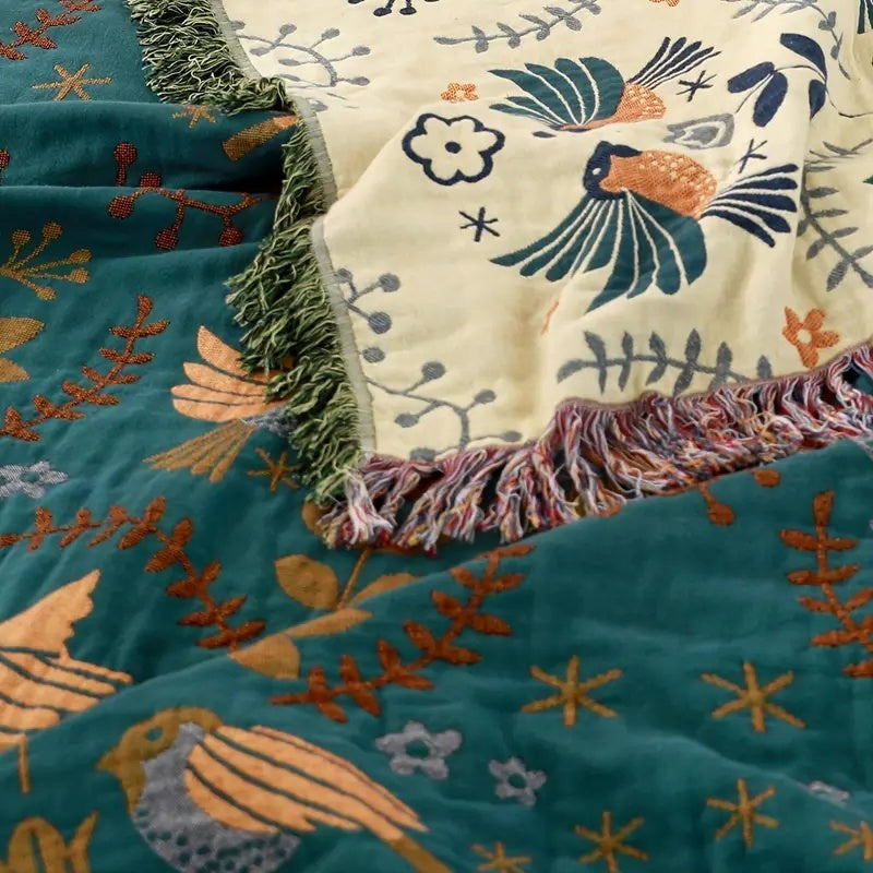 Cotton throw with a Scandinavian bird pattern and fringe - view 6