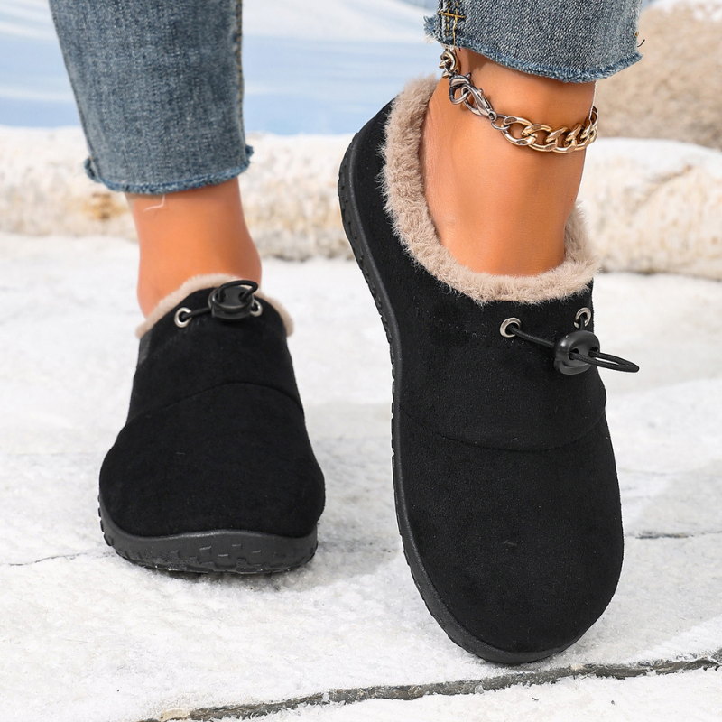 Women's fleece-lined slip-on shoes with an elastic toggle lace and a rubber sole
