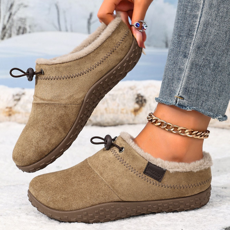 Women's fleece-lined slip-on shoes with an elastic toggle lace and a rubber sole