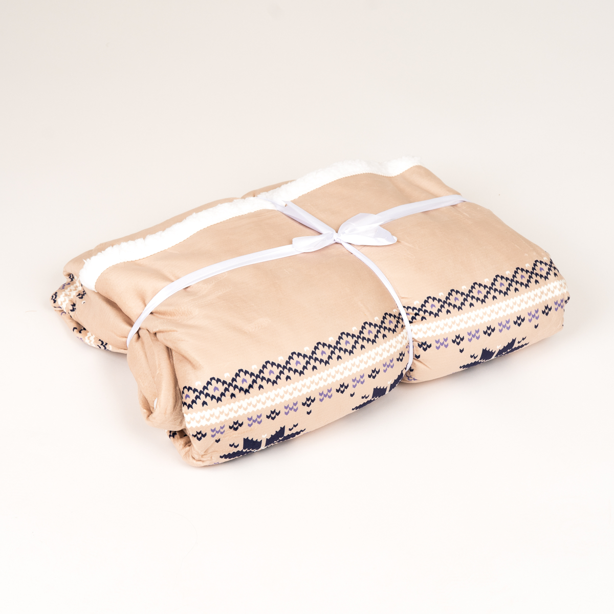 Beige Nordic Blanket with Sleeves and a Sherpa Lining