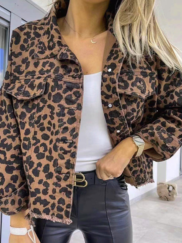 Leopard print jacket with a frayed hem and chest pockets in leopard