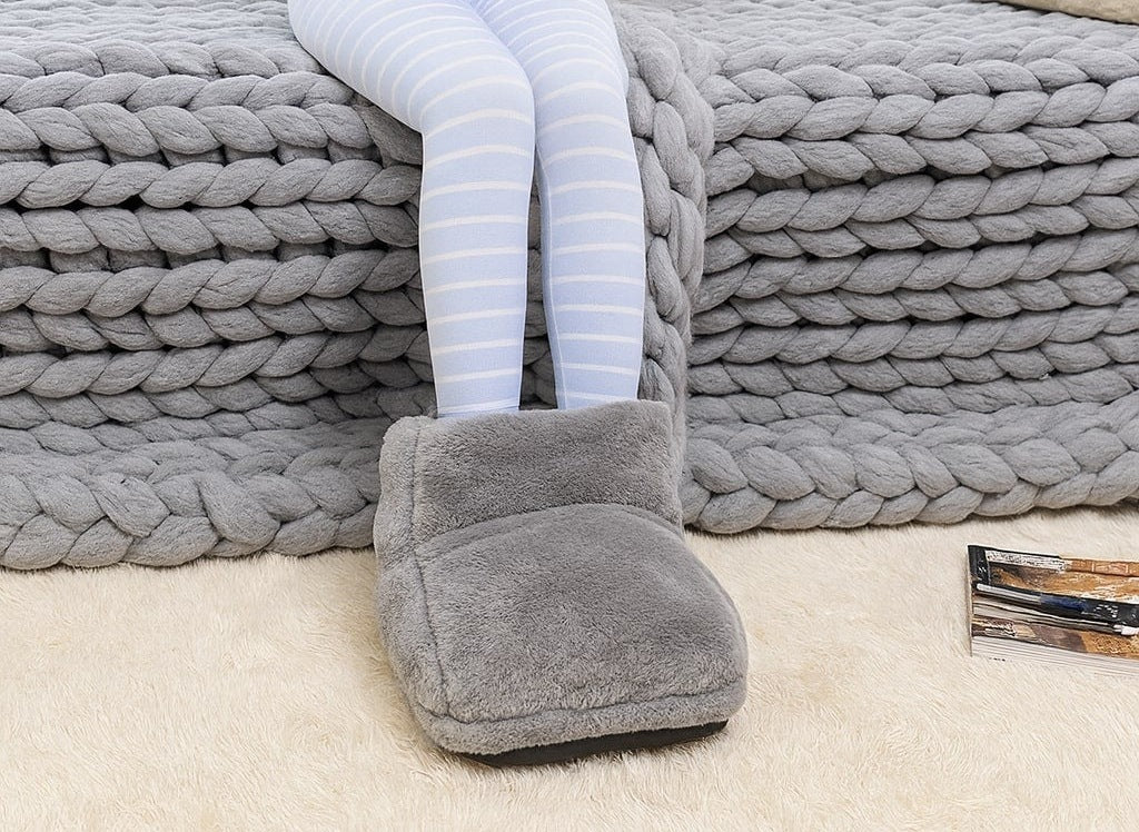 Electric plush foot warmer with USB cable - view 3