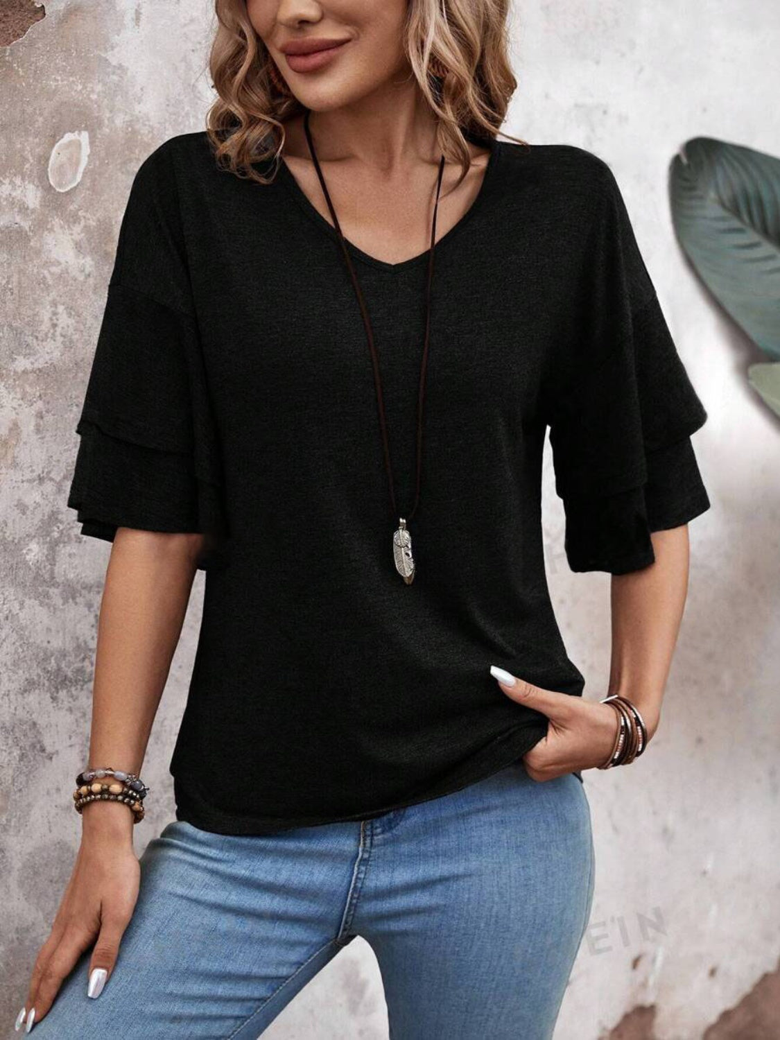 Women's layered flutter sleeve blouse - detail