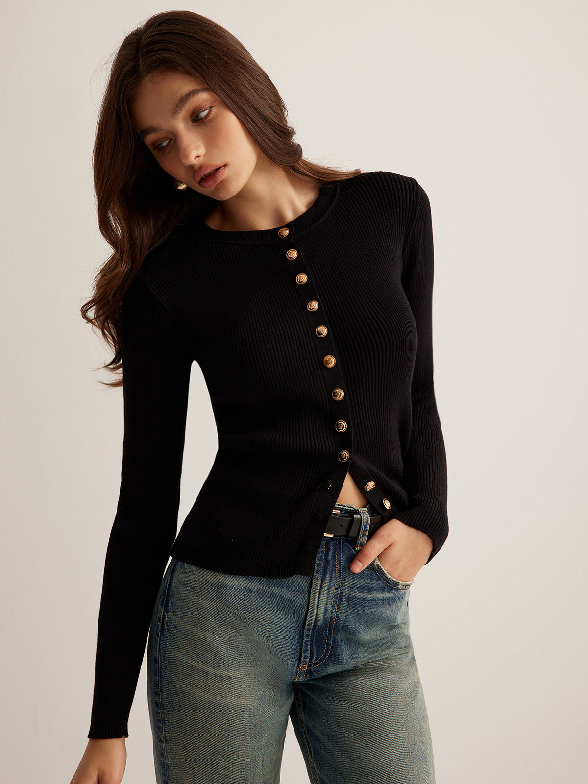 Women's fitted ribbed cardigan with a crew neck and gold-tone buttons