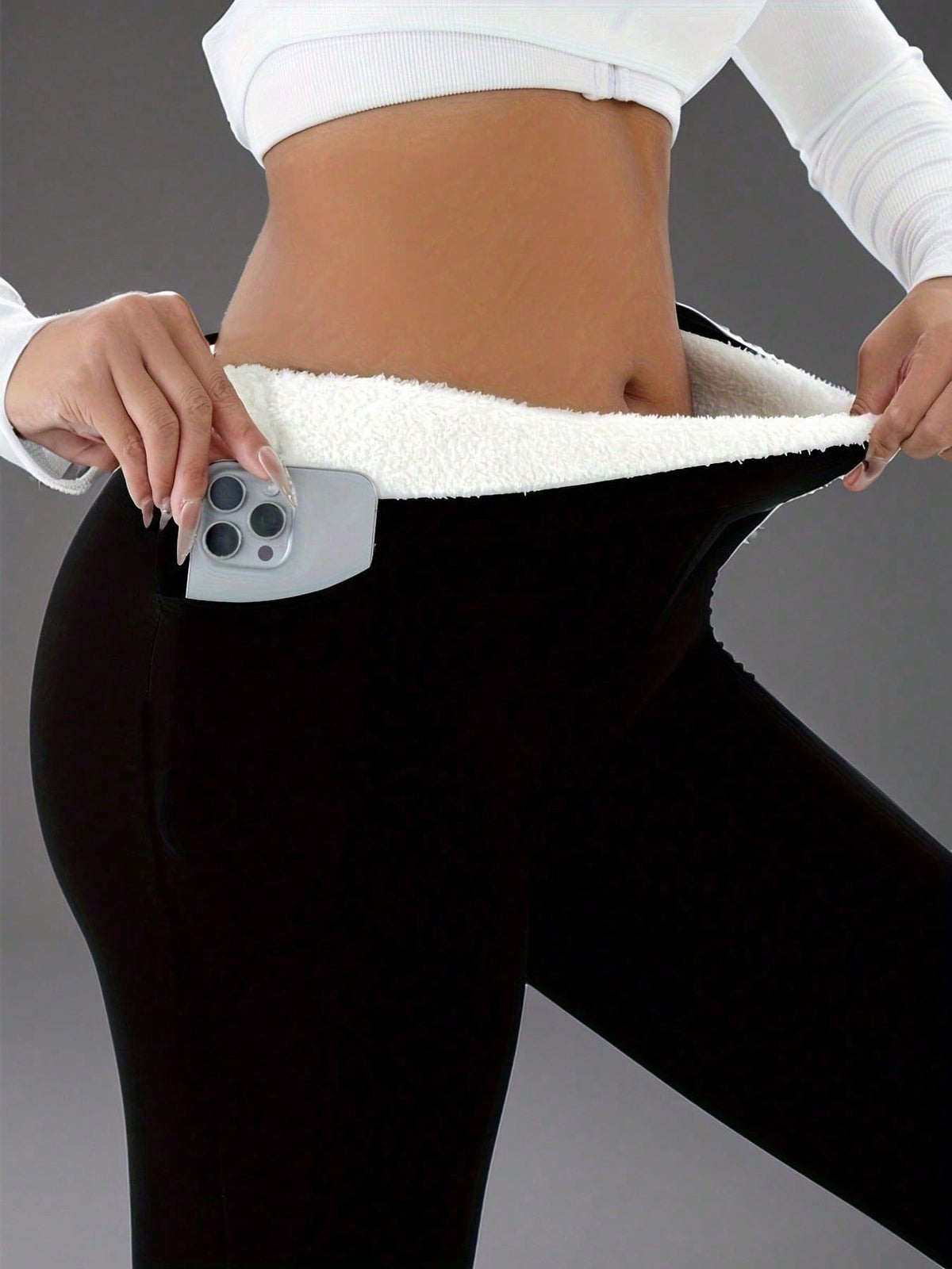Fleece lined leggings for women with pockets and a high waist - view 8