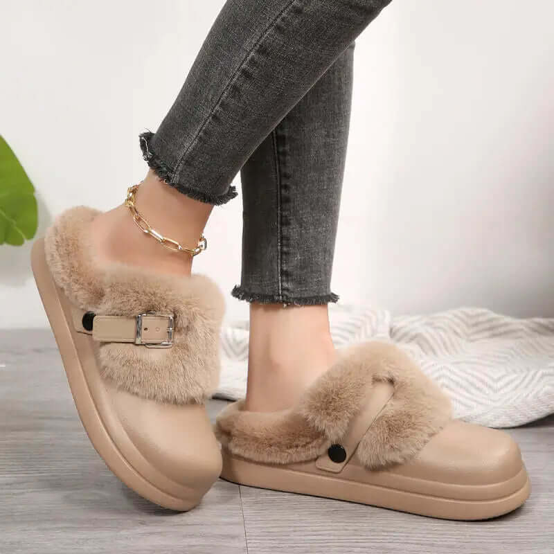 Women's fluffy EVA clog slippers with a wide faux fur band, buckle and thick sole