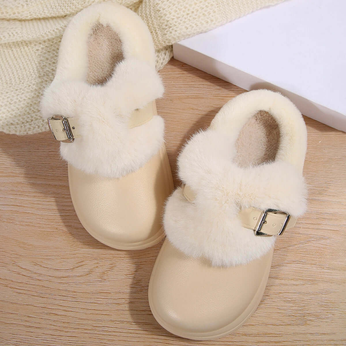 Women's fluffy EVA clog slippers with a wide faux fur band, buckle and thick sole - cream
