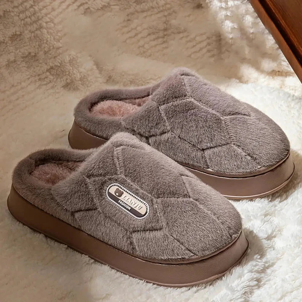 Fluffy slippers with a quilted honeycomb plush upper, open heel and EVA sole