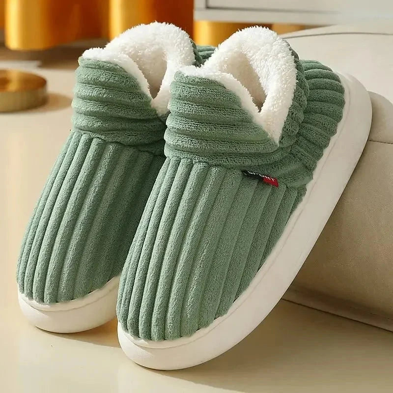 Fluffy slippers in wide-ribbed plush with a fold-over teddy collar - sage green
