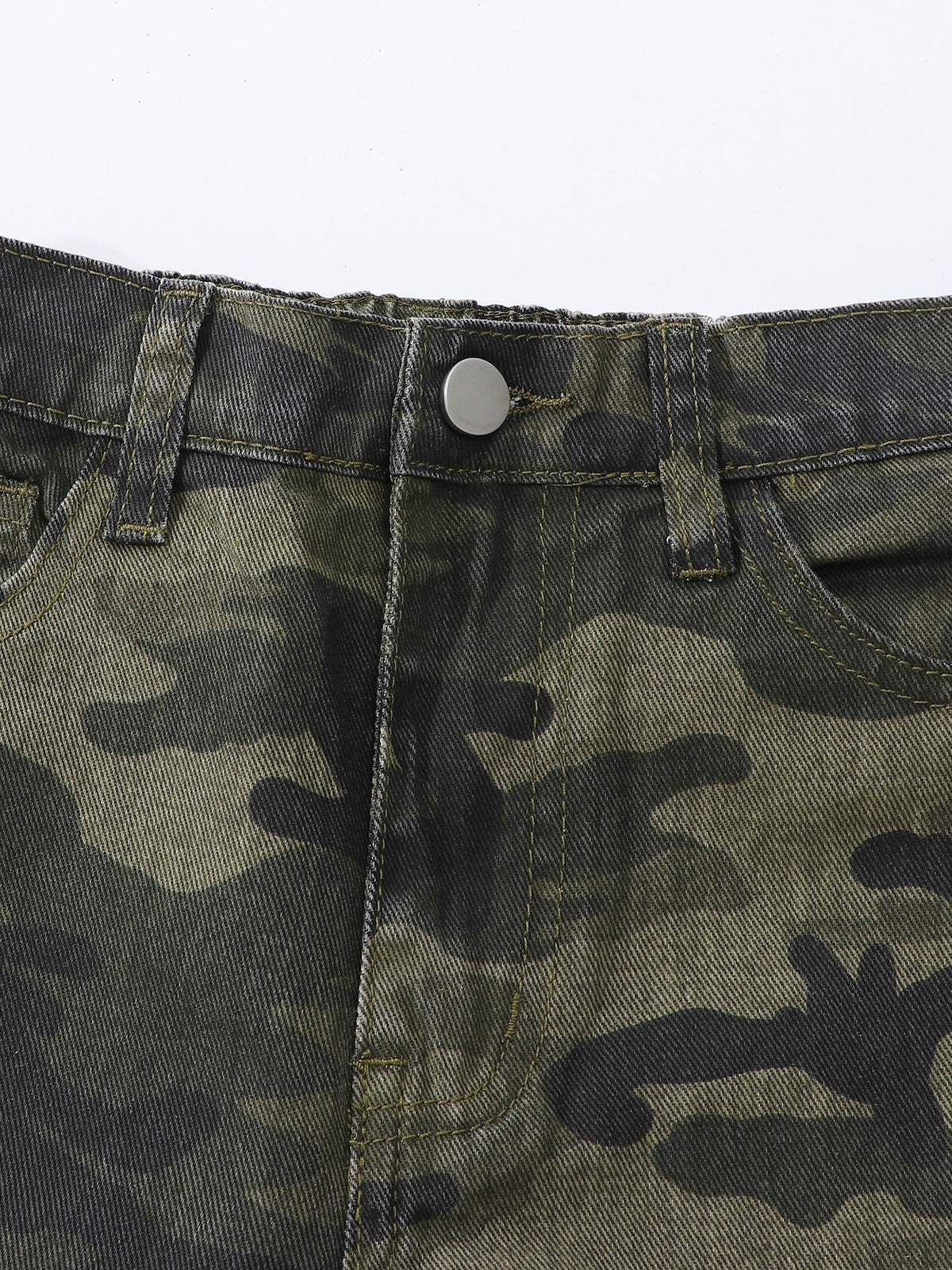 Cargo jeans for girls in cotton denim with large side pockets and a straight leg - view 6