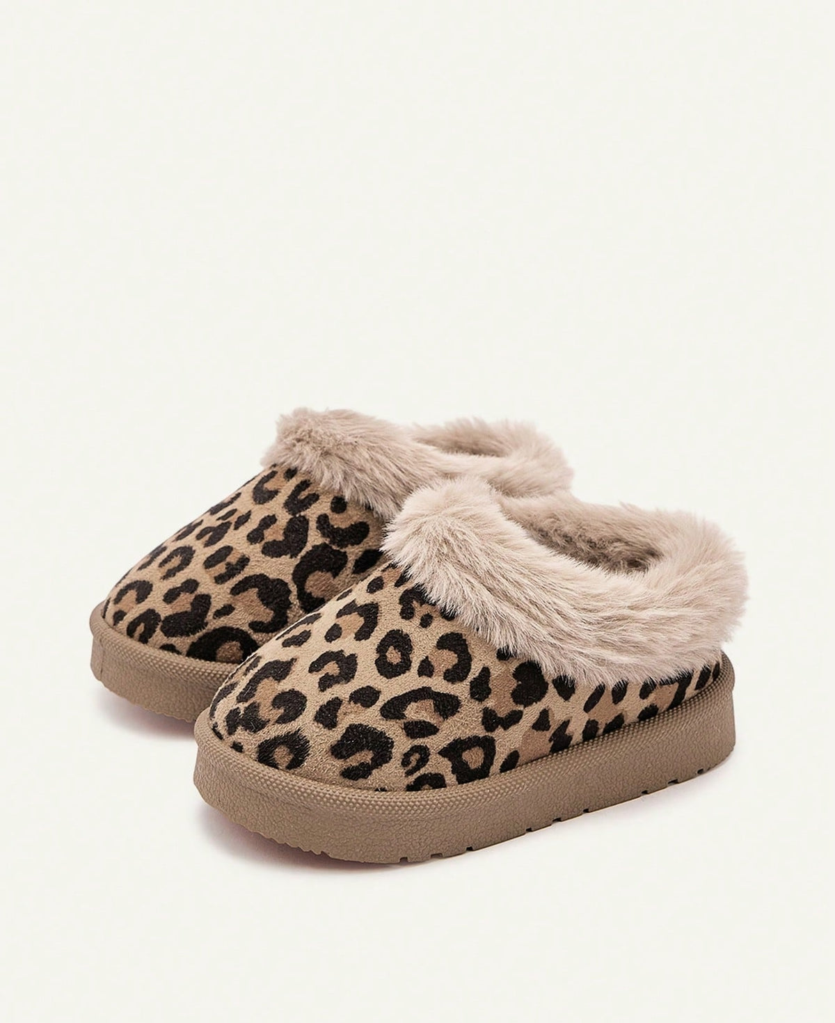 Slippers for girls with a thick plush collar, plush lining and a firm sole with tread - leopard