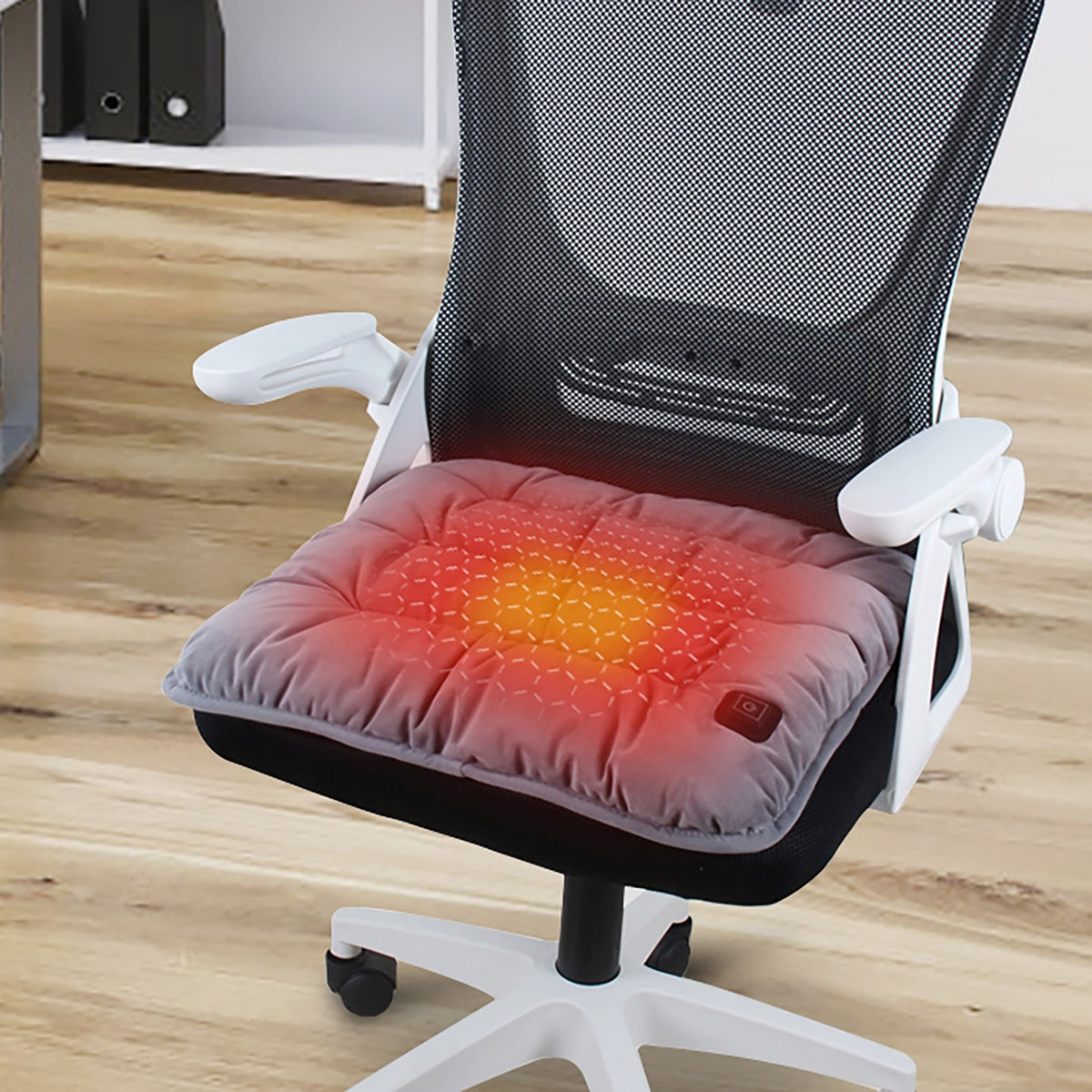 Heated seat cushion 45 x 45 cm with a USB-C connection and three settings - view 2