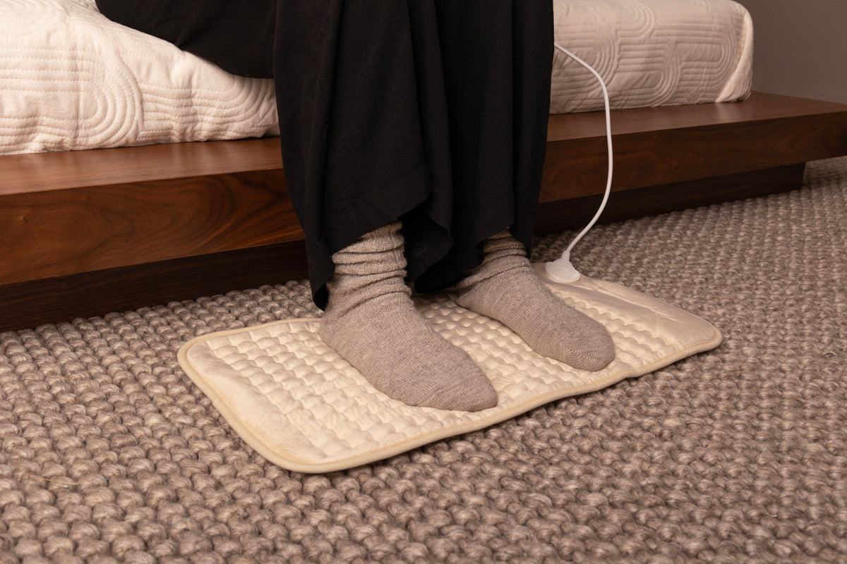 XL electric heating pad with a removable cover and a controller with display - view 6