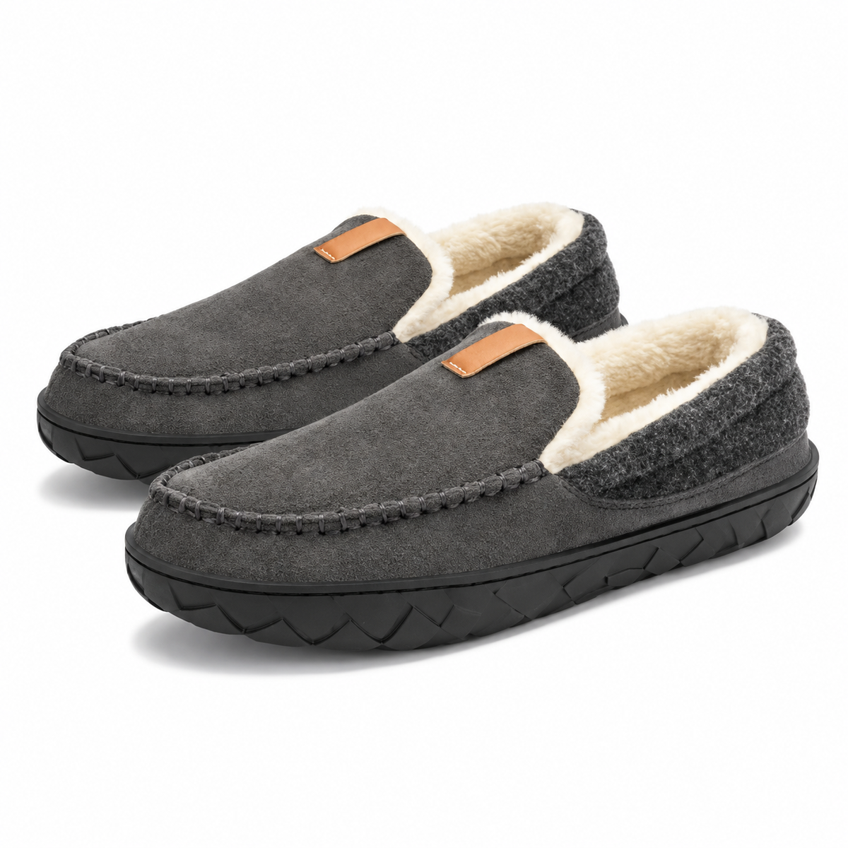 Men's moccasin slippers with a fleece lining, a knitted heel panel and a rubber sole in grey