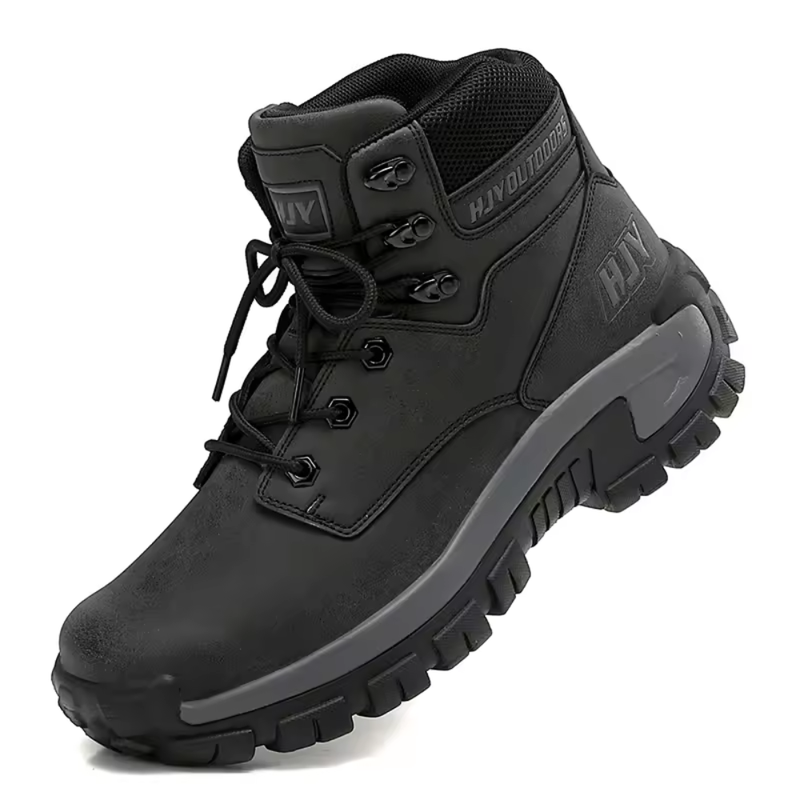 Men's high-top hiking boots with a padded collar and lug sole
