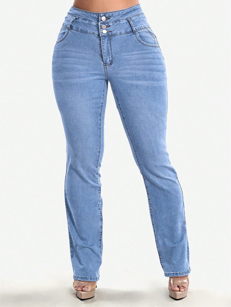 High waisted stretch jeans for women with three buttons and stitched back pockets - light blue