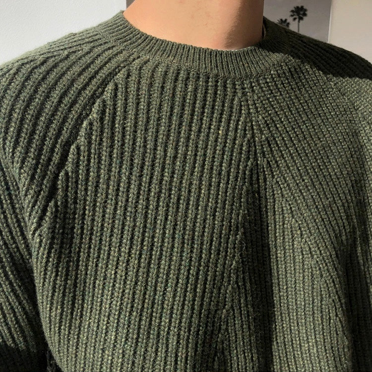 Men's ribbed jumper showing raglan sleeve and dropped shoulder
