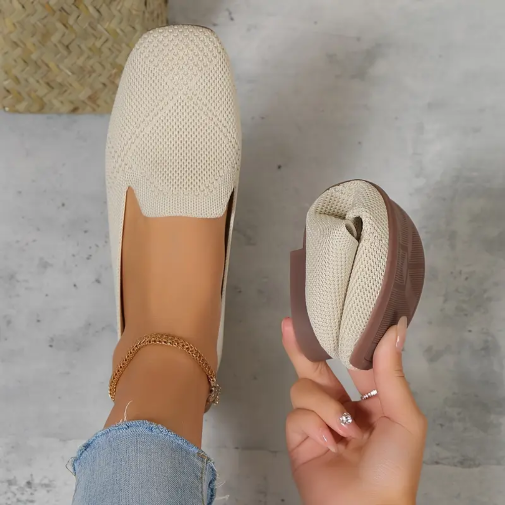 Women's knitted square-toe loafers