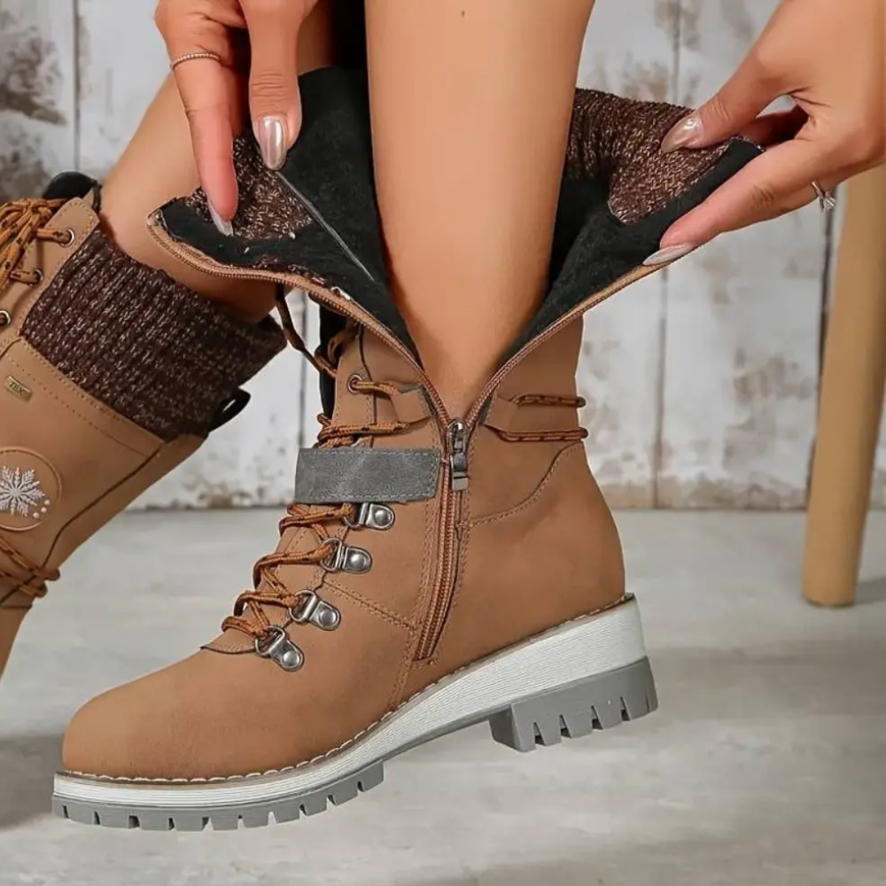 Women's lace-up winter boots with a knitted cuff and buckle