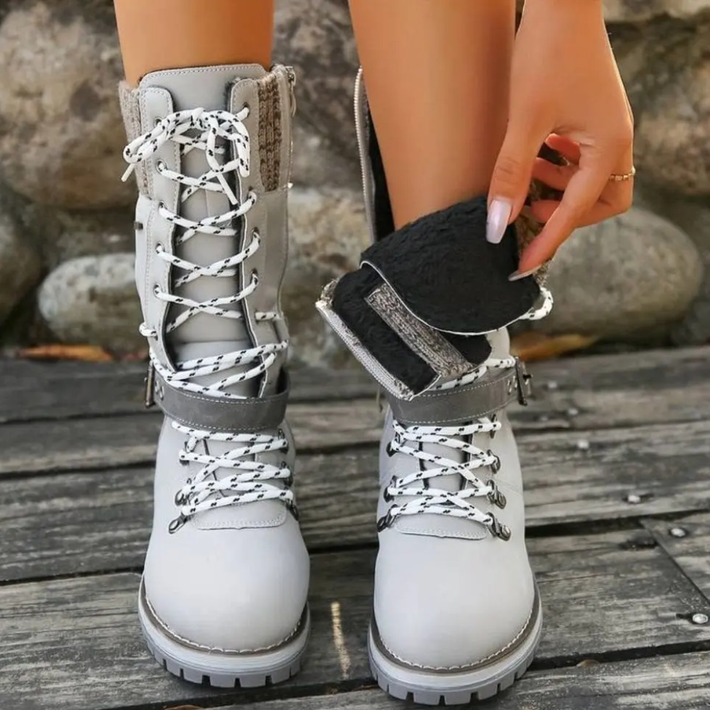 Women's lace-up winter boots with a knitted cuff and buckle