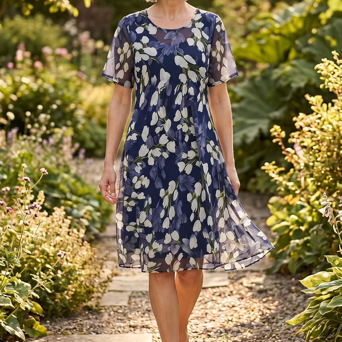 Women's navy floral chiffon dress - detail
