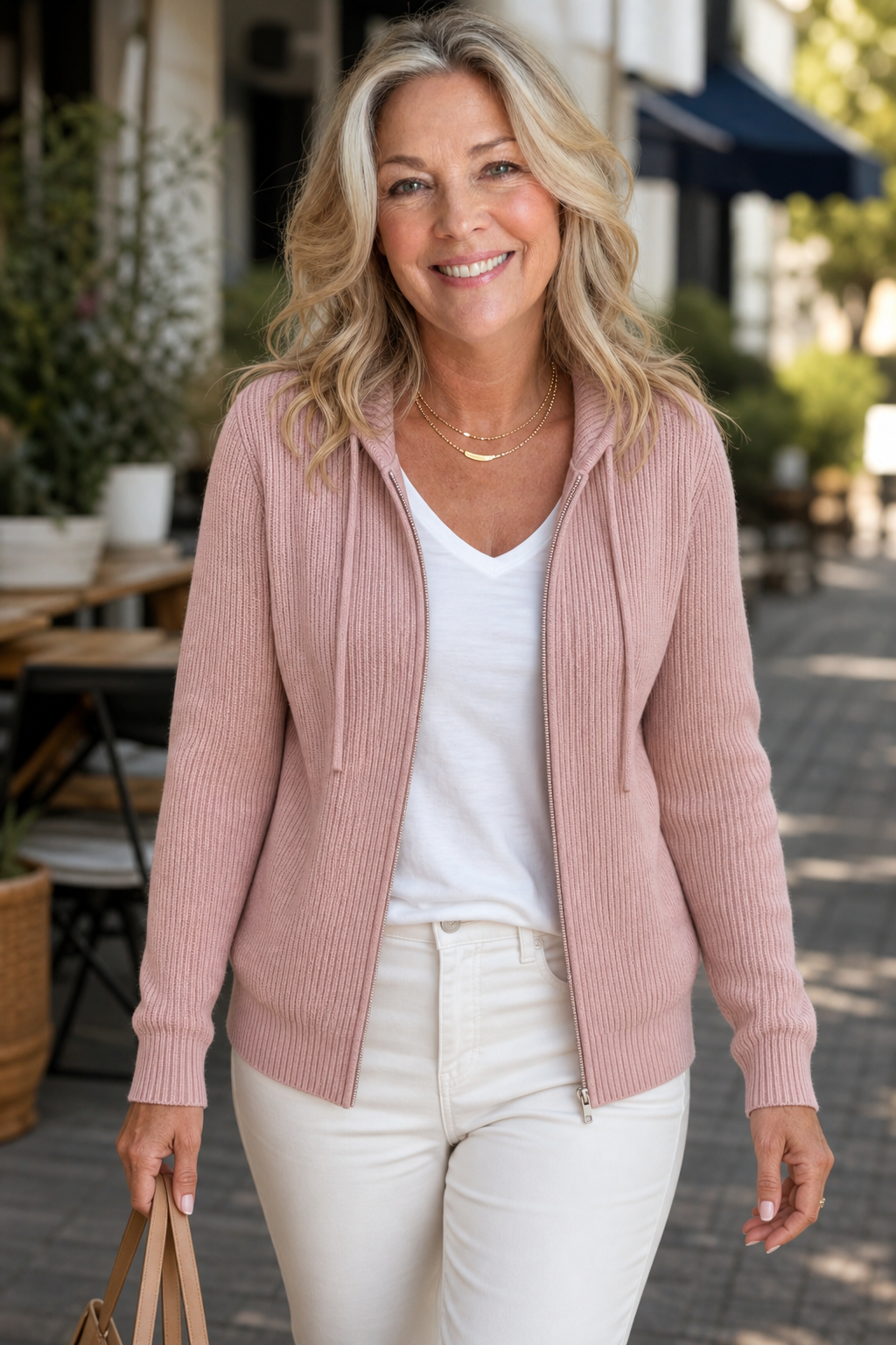 Women's ribbed knit zip cardigan - detail