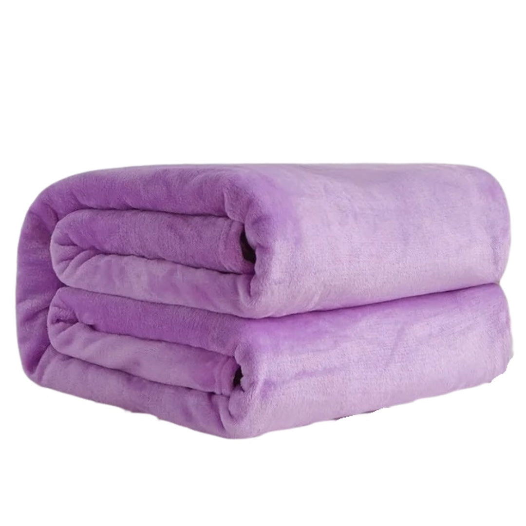 Lightweight fleece blanket of 150 x 200 cm, folded - lilac