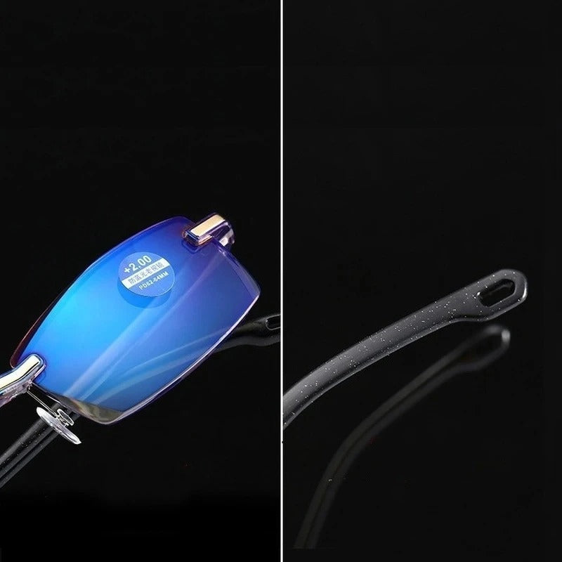 Women's Top - The Indestructible Reading Glasses Everyone in Zwart