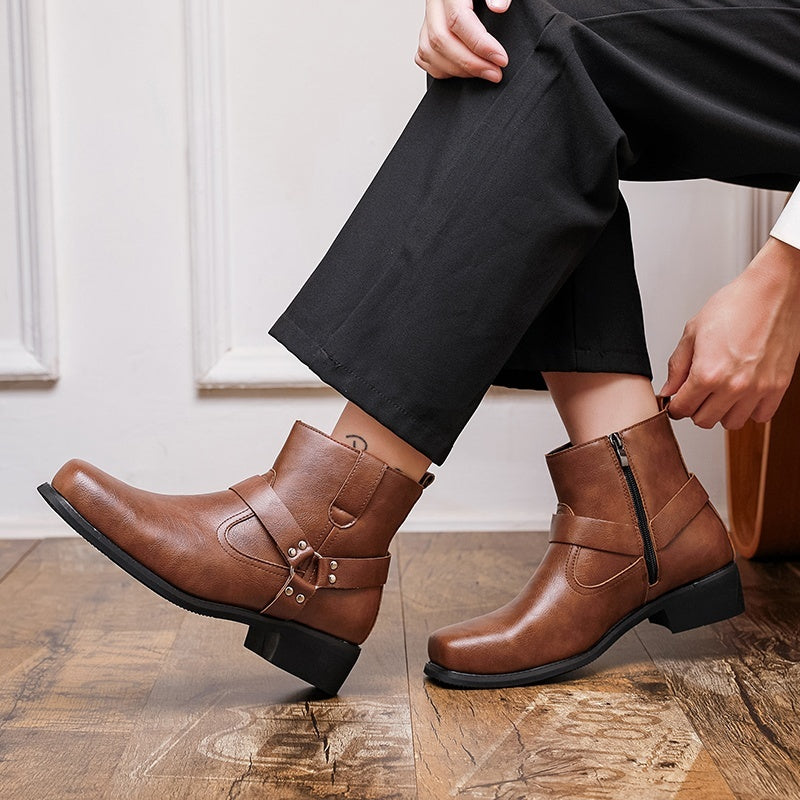 Men's ankle boots in PU leather with an inside zip, ring strap and square toe - view 4