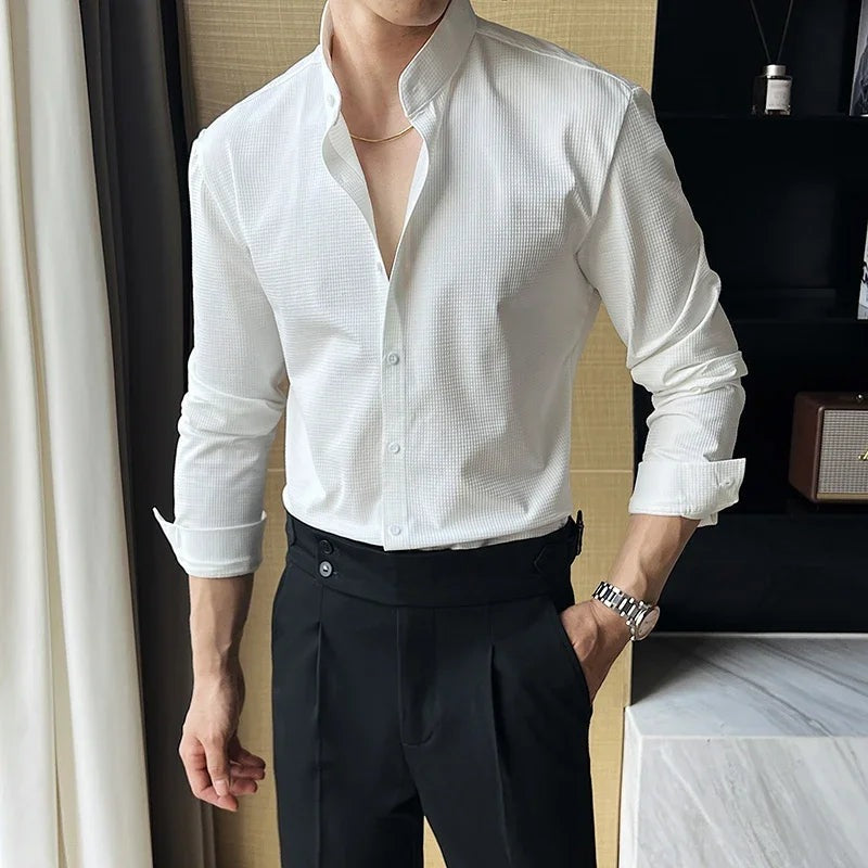 Men's slim fit band collar shirt with long sleeves and a fine texture - white