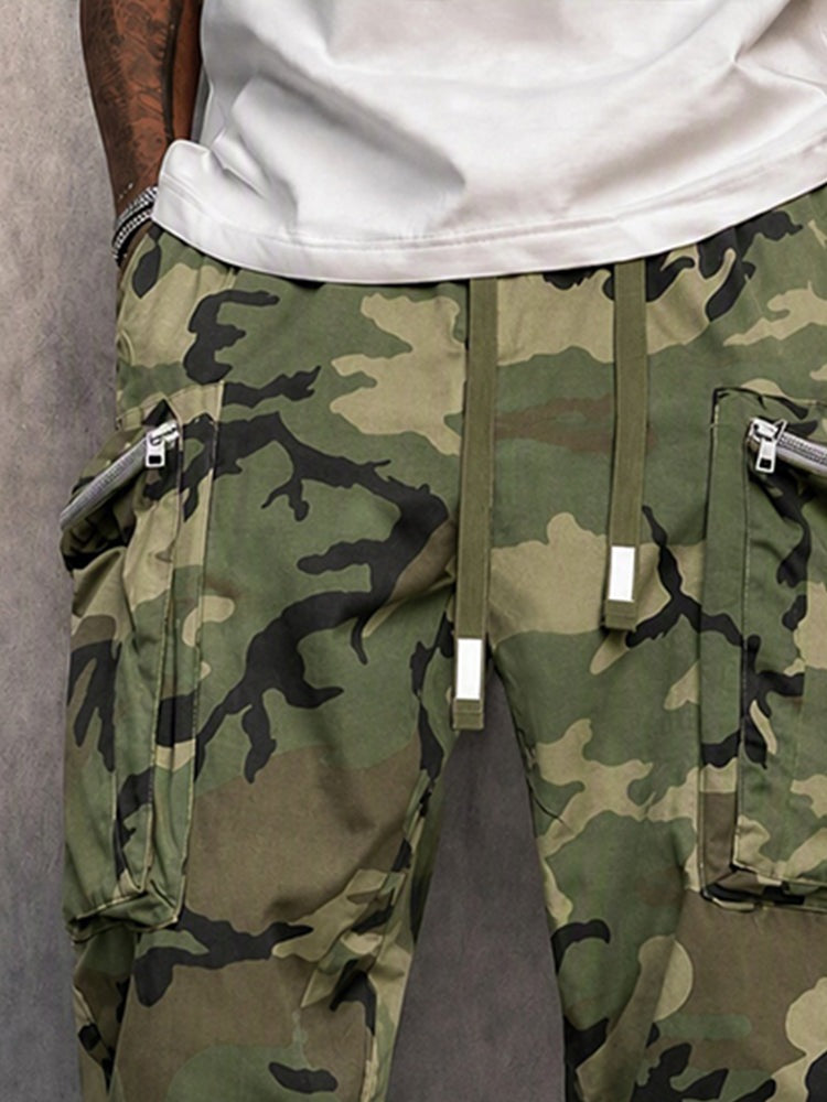Men's camo cargo trousers with zip pockets and a drawcord waist - view 5